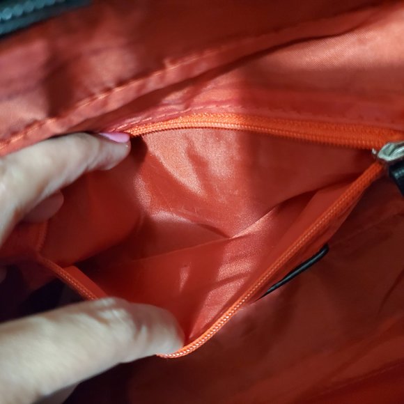 Danielle Nicole Signature Minnie Mouse Satchel Purse - Picture 8 of 9